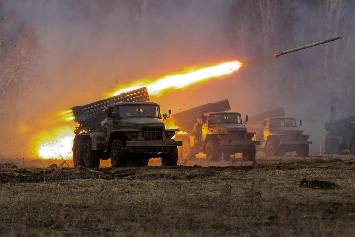 Бои у Клещеевки: наши накрыли врага огненным «градом» (ВИДЕО) | Русская весна