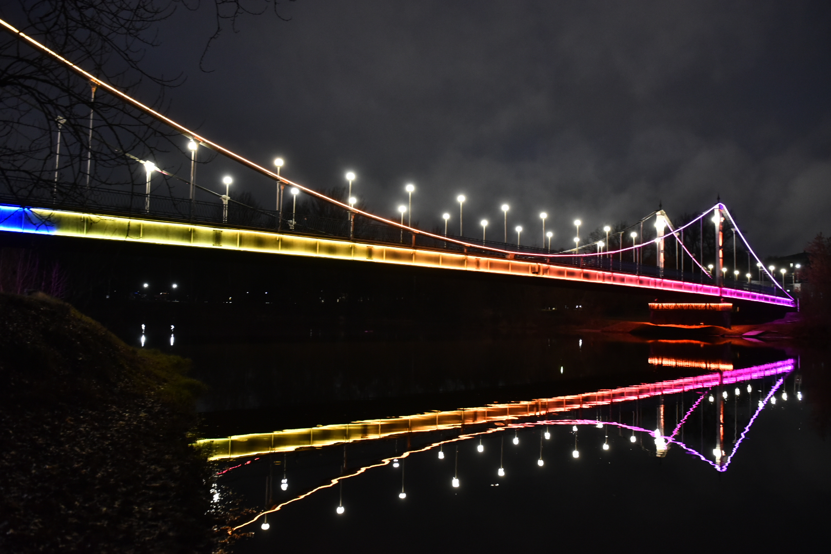 ​Подсветка Даманского моста в Ярославле включена на постоянной основе