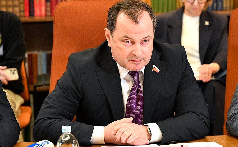 Юрий Федоров