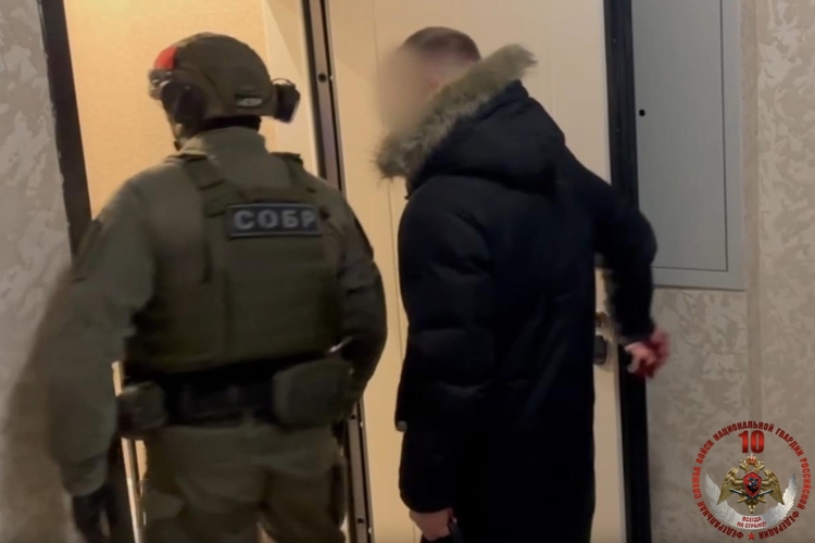 Архангельский СОБР Росгвардии оказал силовую поддержку следователям по делу о коррупции