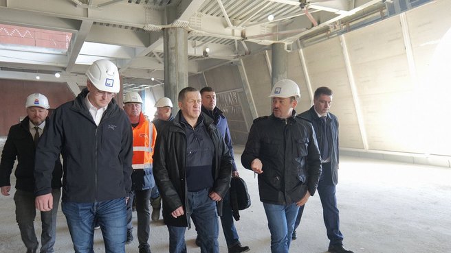 Юрий Трутнев проверил ход строительства новой аэровокзальной инфраструктуры в международном аэропорту Петропавловск-Камчатский (Елизово)