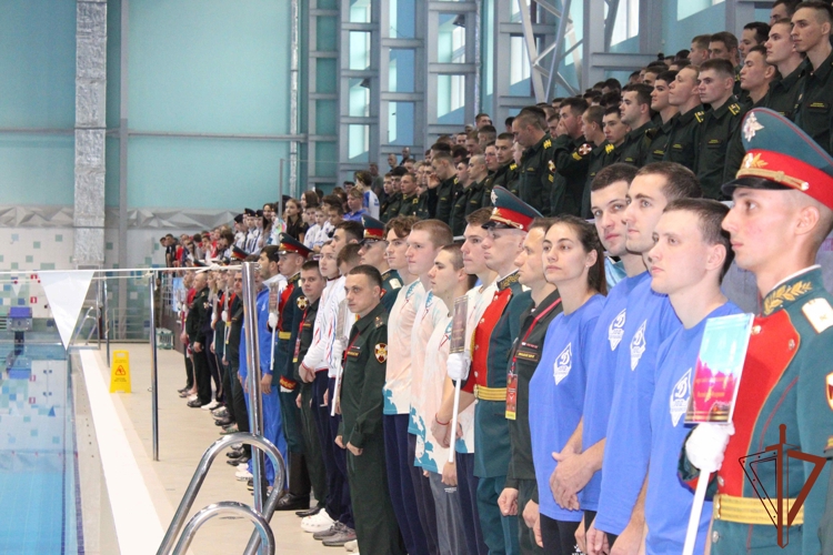 В САРАТОВЕ ПРОШЕЛ ЧЕМПИОНАТ РОСГВАРДИИ ПО ПЛАВАНИЮ