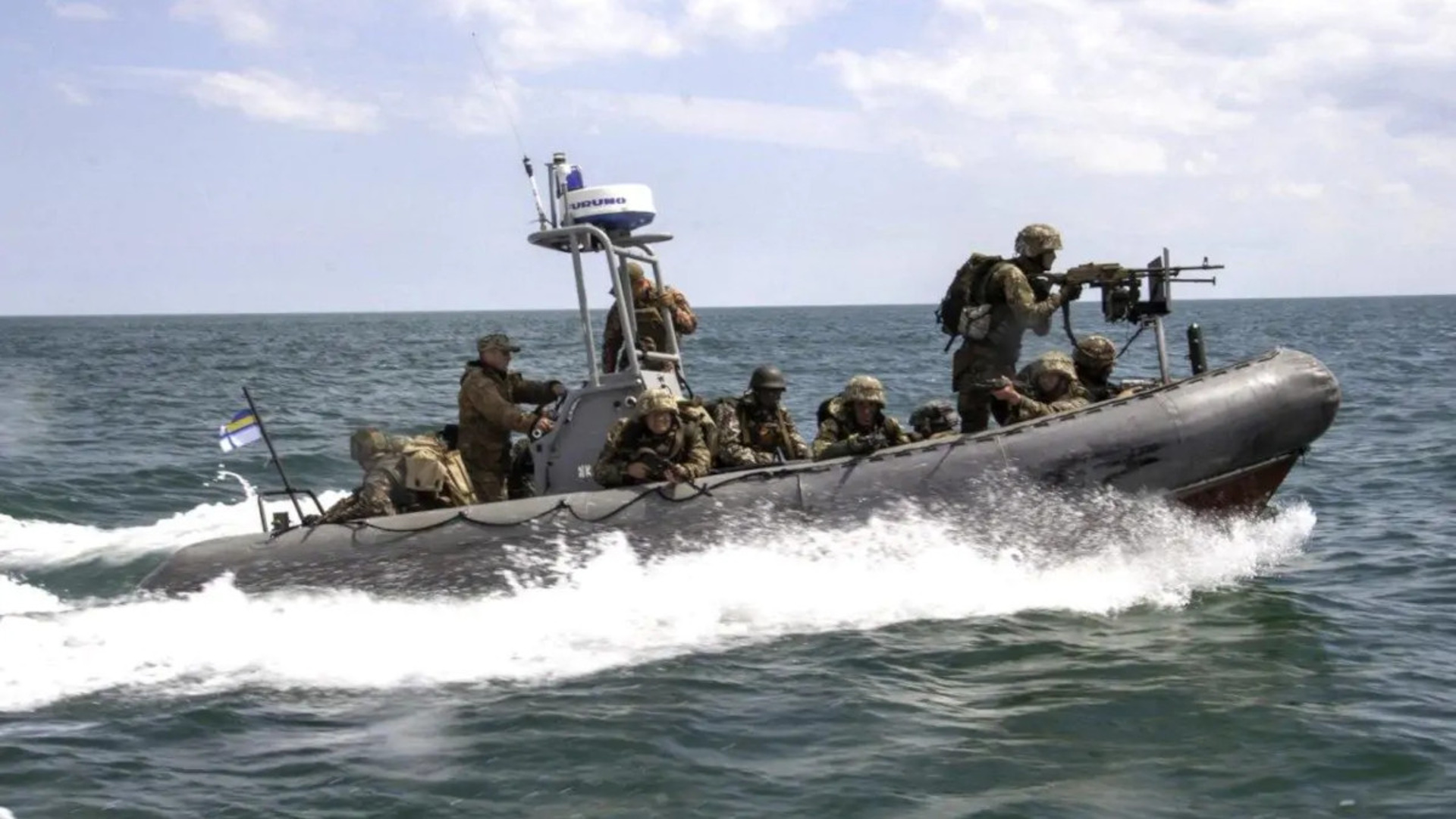 Фильм морской пехотинец боевик. Морпехи германии. Джон трайтон морской пехотинец. Морпех фильм джон сина. Морпех 5 читать полностью.