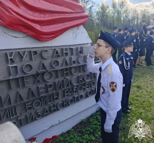 Росгвардейцы приняли участие в патриотической акции «Вахта памяти»