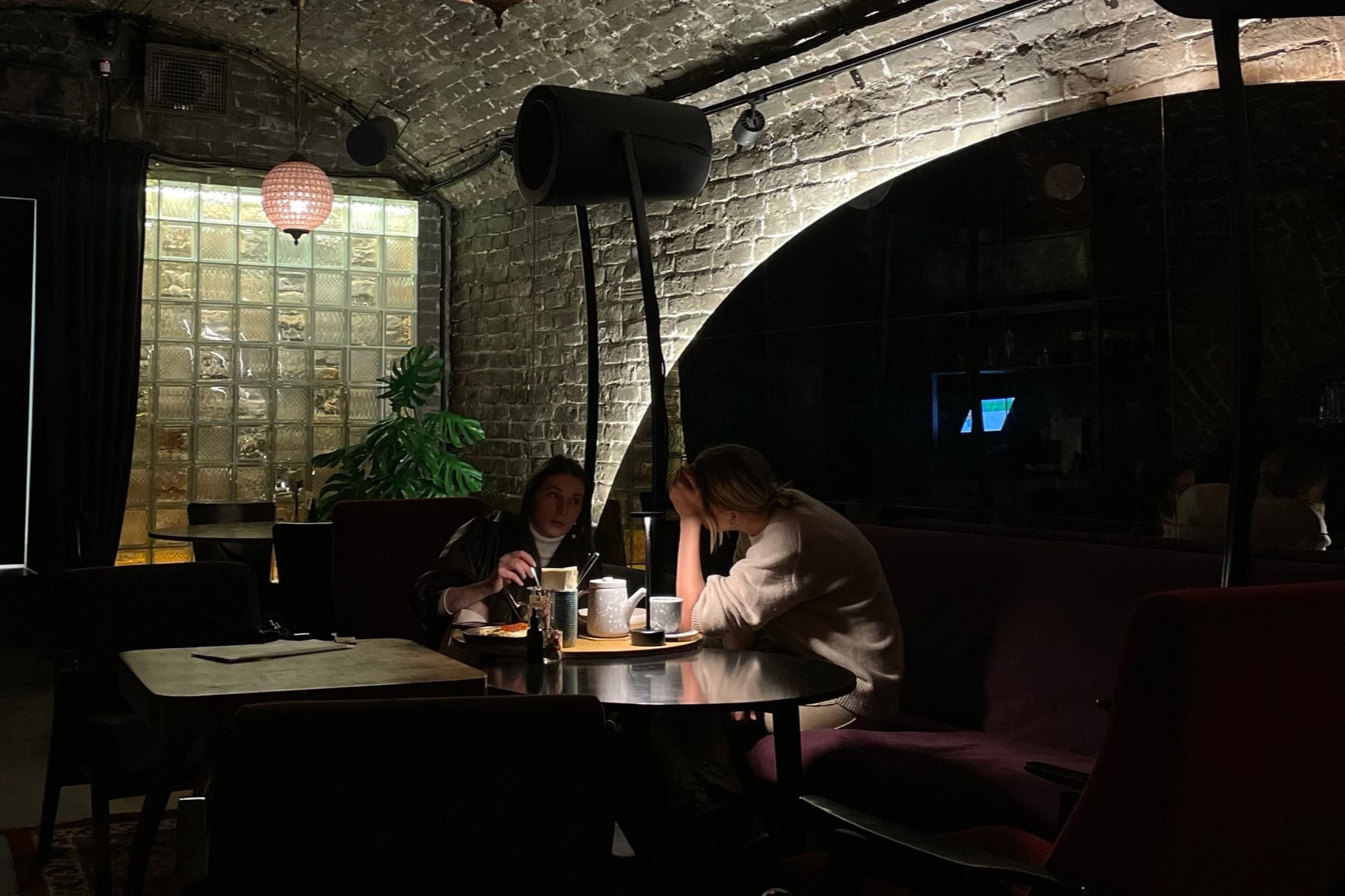 Гастробар искры нижний новгород. Tizer Bar Нижний Новгород. Бар ненависть Нижний. Искры гастробар Нижний Новгород. Коктейль бар медные трубы Нижний Новгород.