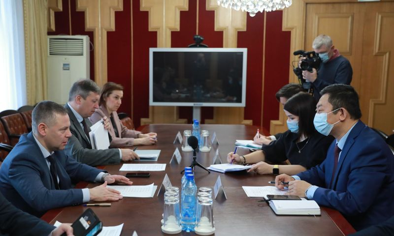 Губернатор обсудил с руководством Хуадянь-Тенинской ТЭЦ возможности увеличения подачи тепла в Ярославской области