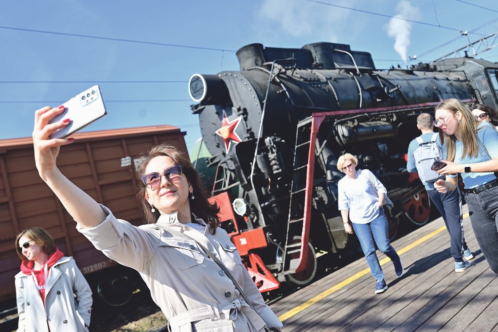 Ретропоезд уральский экспресс. Уральский экспресс отзывы. Уральский экспресс. Поезд екатеринбург пышма музей. Ретро поезд екатеринбург шувакиш.