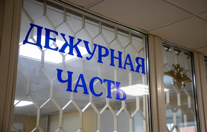 Пьяный мужчина устроил скандал в центре Тулы и оскорбил полицейского