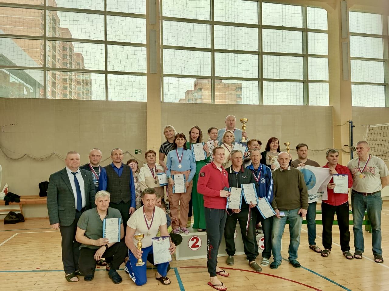 Иркутский ГАУ – призеры спартакиады среди ППС и сотрудников вузов по плаванию фото