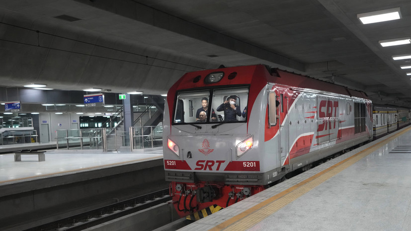 При столкновении поездов в Таиланде пострадали 18 туристов