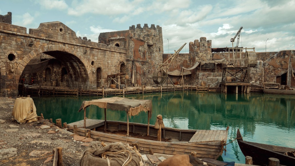 сериал «Трудно быть богом», фото