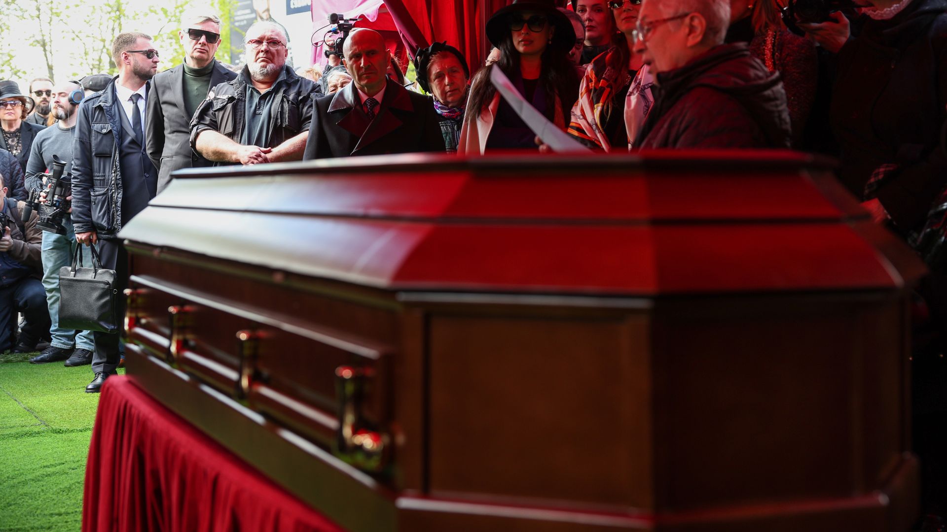 жегаловское кладбище щелково. жегаловское кладбище зайцев. жегаловская кладбище. могила вячеслава зайцева на жегаловском кладбище. жегаловское кладбище зайцев.