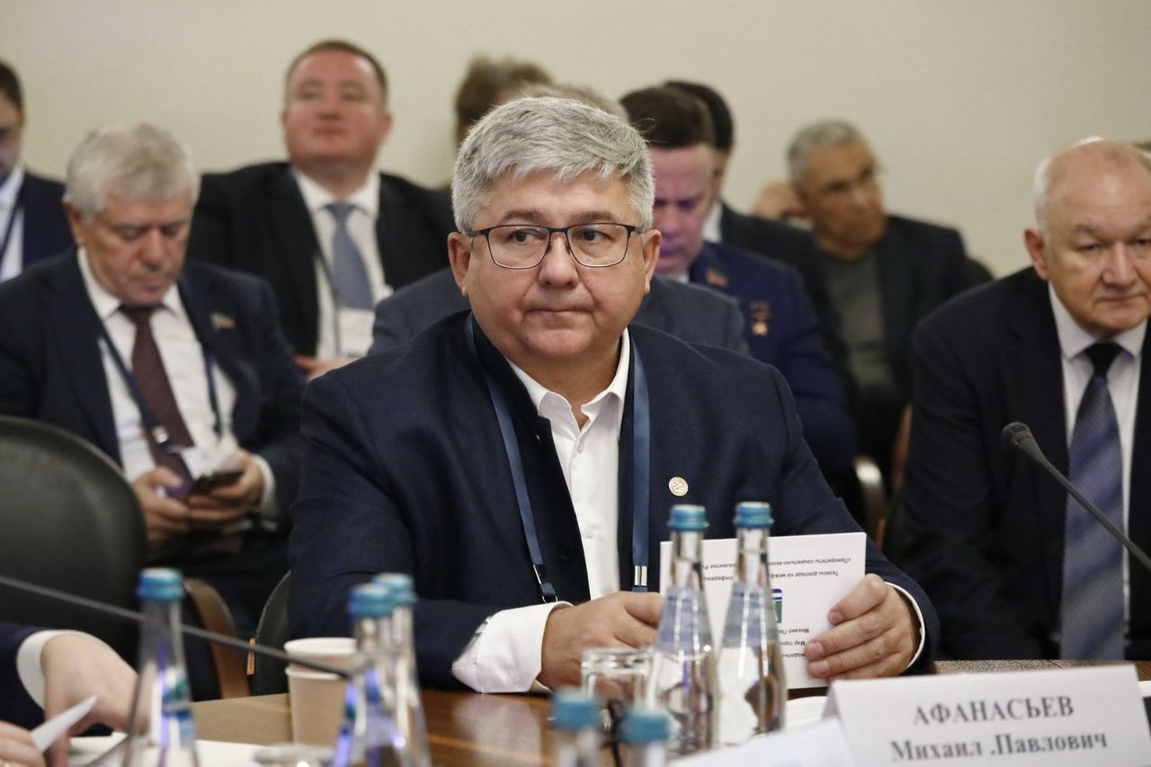 Михаил Афанасьев