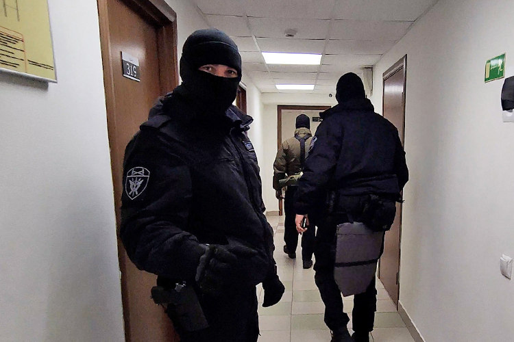 ФНС обезвредила крупную площадку по предоставлению «бумажного» НДС — компания «Кара Алтын» выступала и как сущностный плательщик, и как площадка одновременно