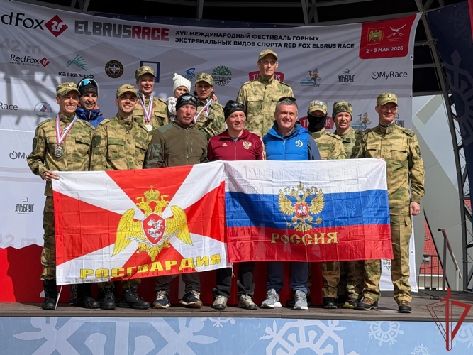 Военнослужащие Росгвардии стали чемпионами и призерами на соревнованиях по скайраннингу в Приэльбрусье
