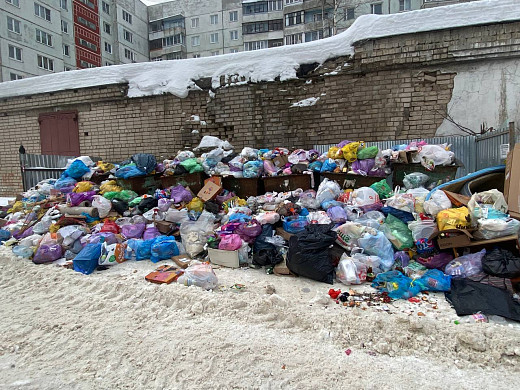 Ивановы жалуются на проблемы с вывозом мусора