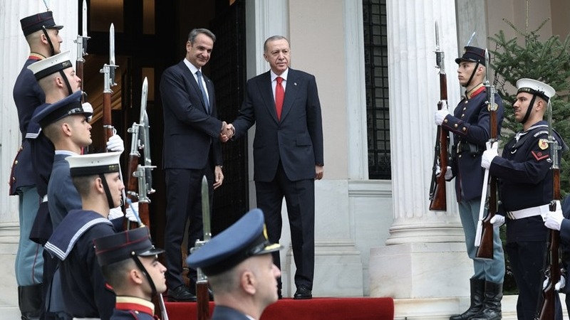 Премьер Греции встретится с президентом Турции с целью дальнейшего улучшения отношений