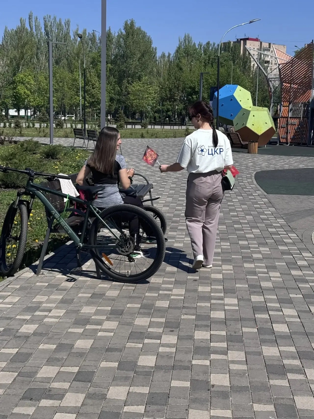 ЦКР провел акцию в честь Дня Победы
