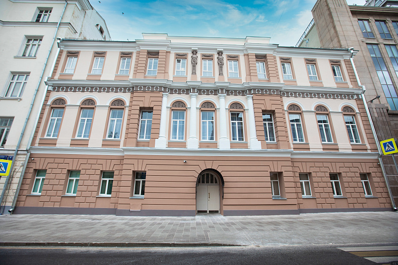 Московская центральная музыкальная школа. Элитная школа в Москве. Министерство Просвещения Российской Федерации здание. Здание ЦМШ. Старое здание музыкальной школы Мясковского.