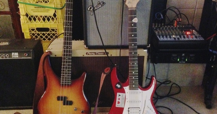 В Москве попал в больницу солист группы «Отпетые мошенники» 