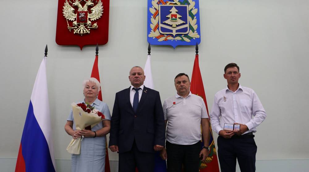 Брянских строителей поздравили с профессиональным праздником