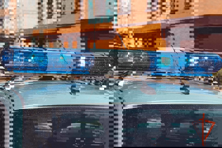 Росгвардейцы защитили медработников и пациентов от агрессивного горожанина