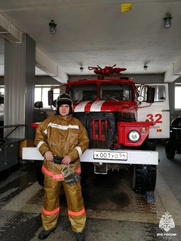 И в огонь, и в схватку: бердский пожарный стал призером чемпионата мира по самбо