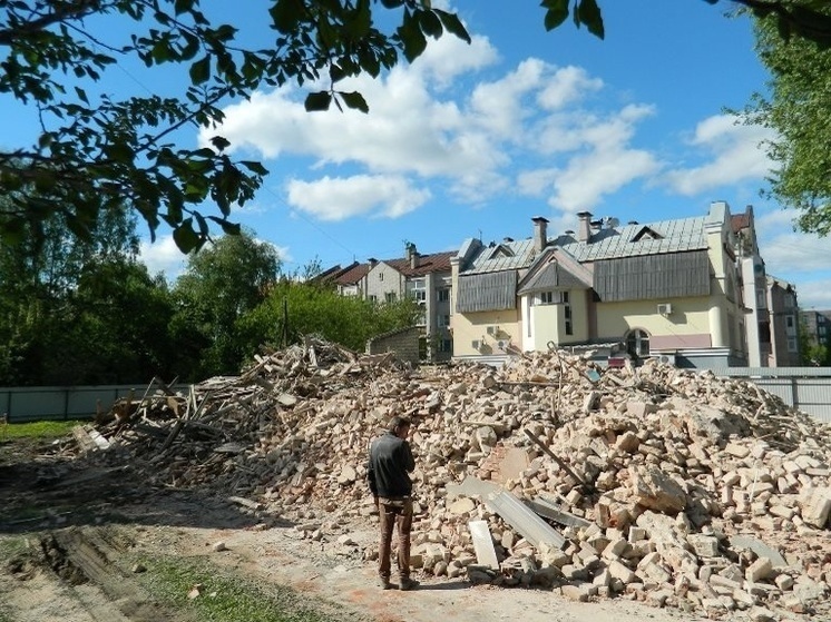 В Ярославле обсудили проект дома, который построят на месте исторического здания