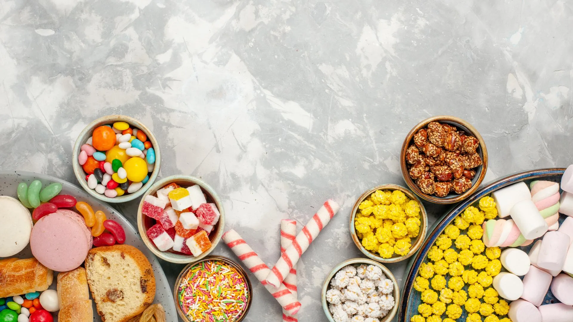 A lot of sweets. Сладости и организм человека картинки. Тяга к сладкому арт.