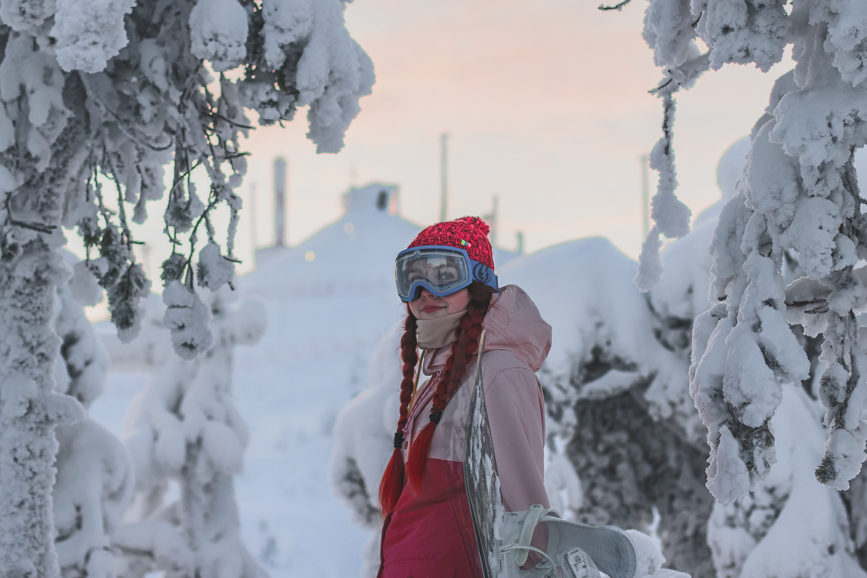 In winter the days are short. Толпа детей зимой. Зимние игры дети Азии 2023. Дети Азии Кузбасс 2023. Дети Азии Кузбасс 2023 эмблема.