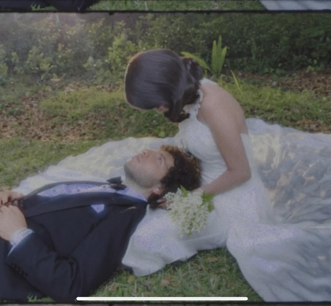 Наконец-то: Селена Гомес вышла замуж за Бенни Бланко