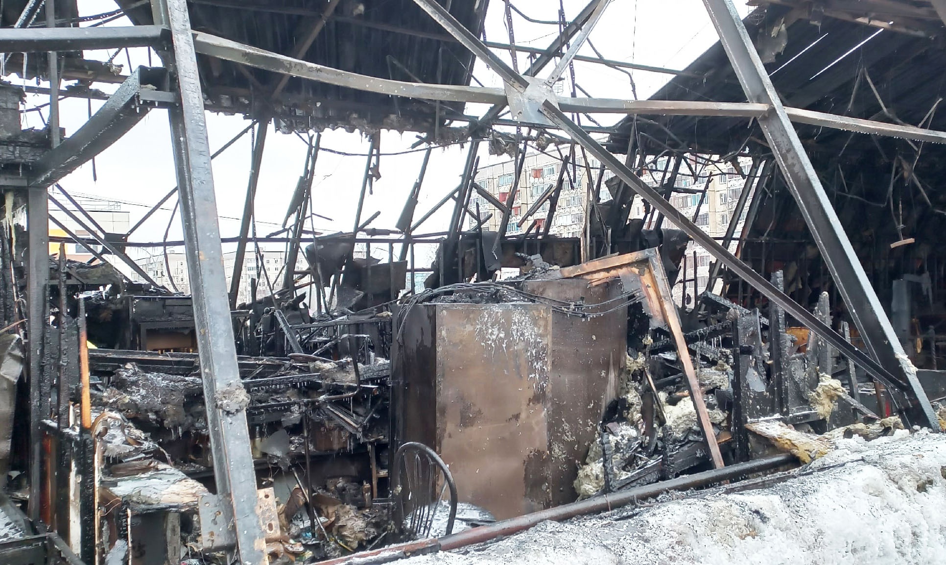 сгоревший бар. сгорел бар. арарат набережные челны. сгорел бар. сгорел бар.