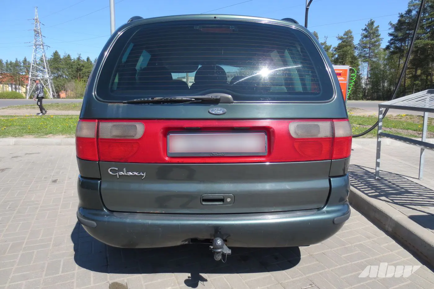 Ford_Galaxy_сзади