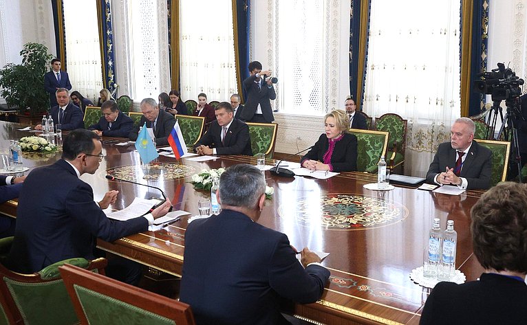 Встреча Председателя Совета Федерации Валентины Матвиенко с Председателем Сената Парламента Республики Казахстан Мауленом Ашимбаевым