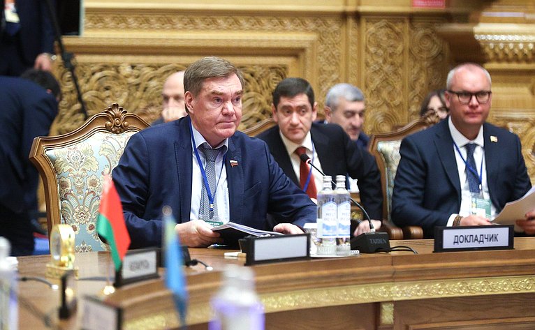 Александр Савин