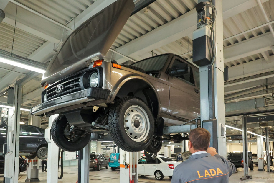 Автомобиль Lada Niva