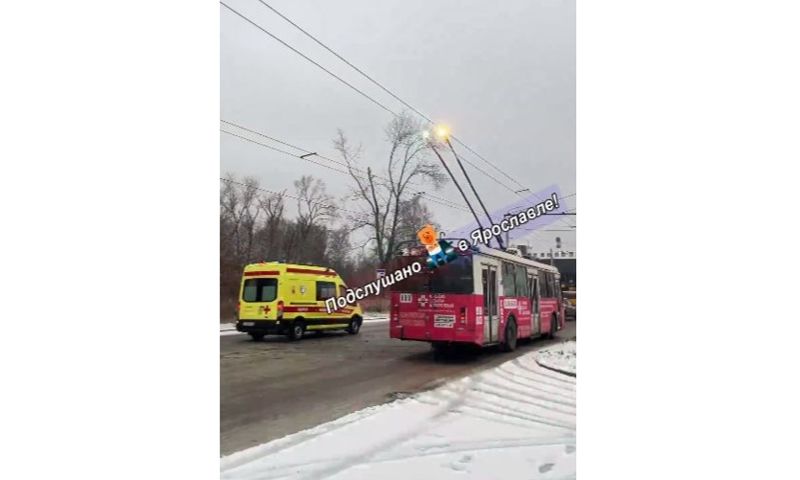 В Ярославле ледяной дождь вызвал затруднения в работе троллейбусов