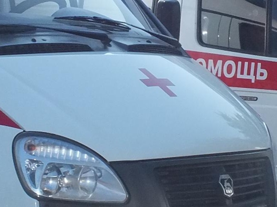 Гатчинец из кафе отправился в больницу 