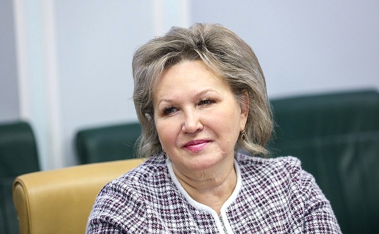 Елена Писарева