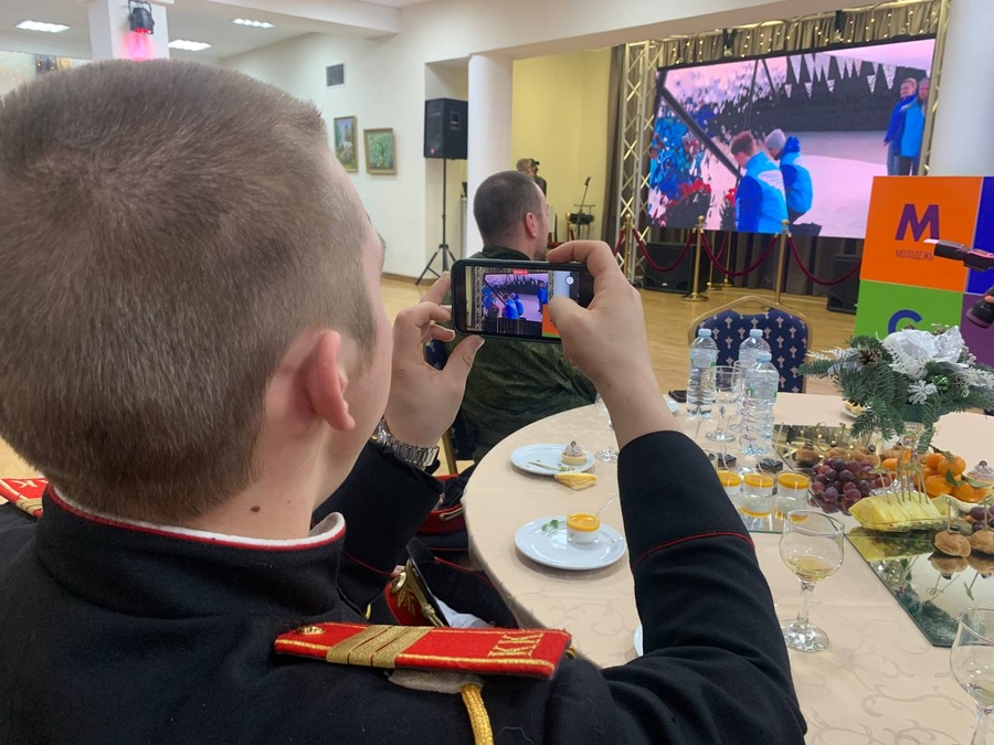 Молодёжный актив Гатчинского округа наградили 