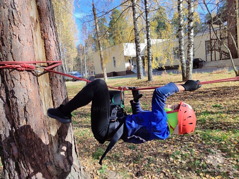 Ярославцы блестяще выступили на турнире «Я - спасатель»