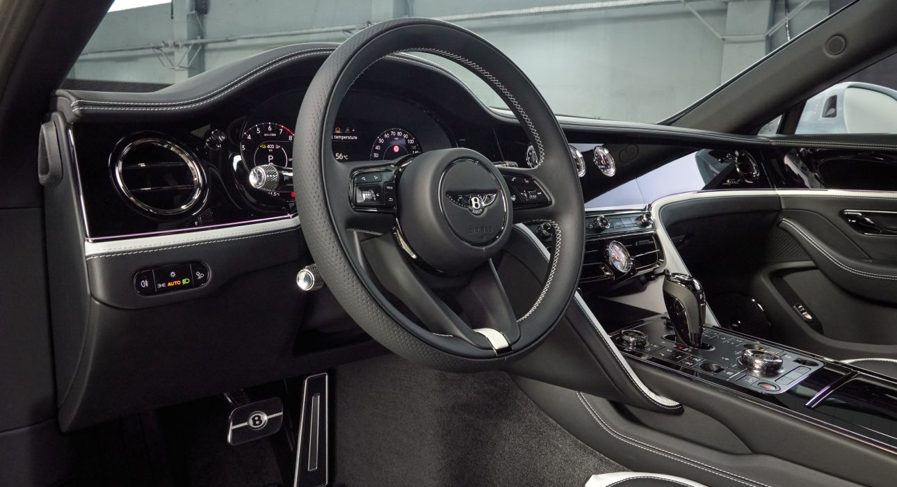 Совместный проект Bentley Motors и Steinway & Sons