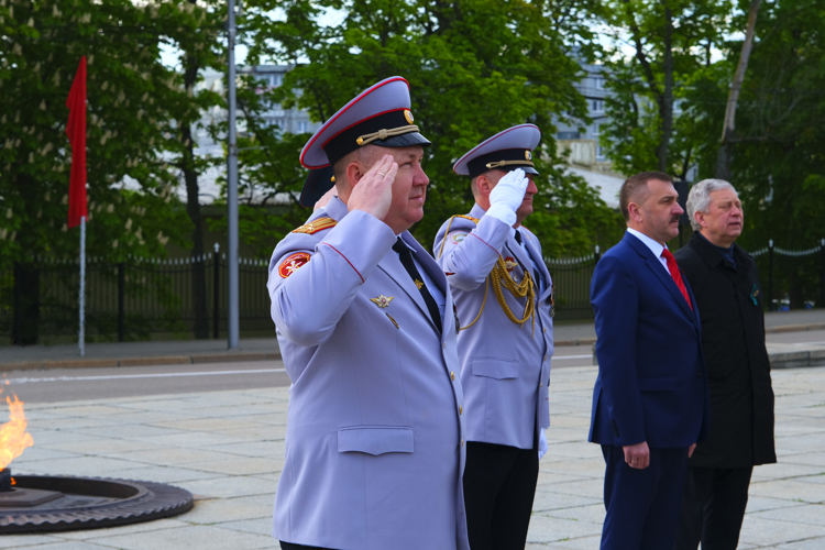 В Калининграде росгвардейцы приняли участие в праздничных мероприятиях, посвященных 79-летию Победы