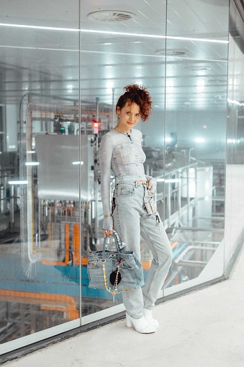 Инна Комбарова
