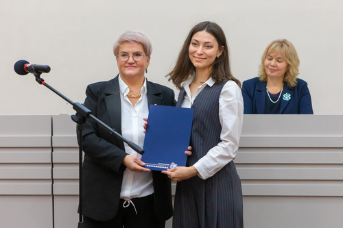 Награждение Эльвиры Джиошвили