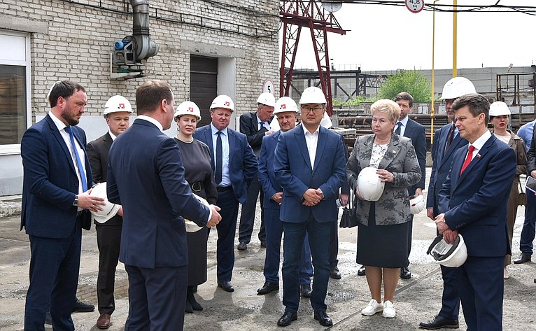 В рамках выездного совещания в Барнауле сенаторы посетили технопарк «Компонент»