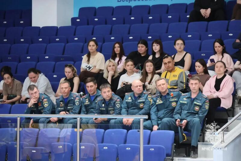Серебро в «Ночной лиге»: волейболисты МЧС Башкортостана покорили пьедестал!