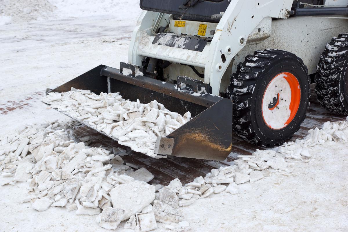 Ещё несколько глав южноуральских муниципалитетов проконтролировали уборку снега
