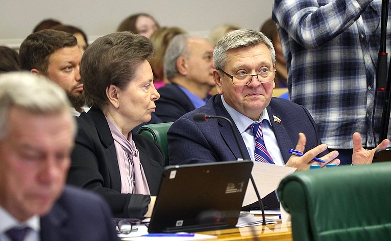 Заседание Совета по вопросам развития Дальнего Востока, Арктики и Антарктики на тему «Правовое регулирование вопросов обращения с отходами производства и потребления в населенных пунктах Арктики»