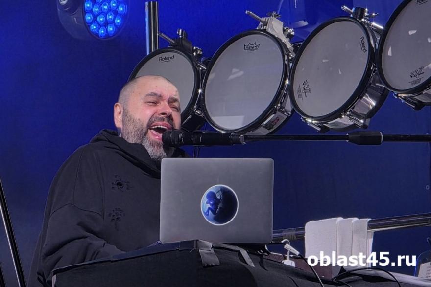 От задержаний до допроса: конфликт Максима Фадеева и Линды перерос в уголовное дело